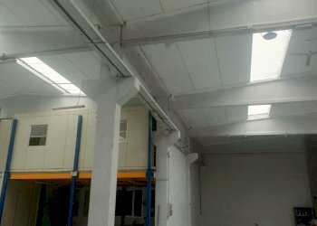 8 PHOTO-2026-03-05-15-46-57.jpg - Commercial Premises Via Giardini Sud 126, Formigine - photo 10