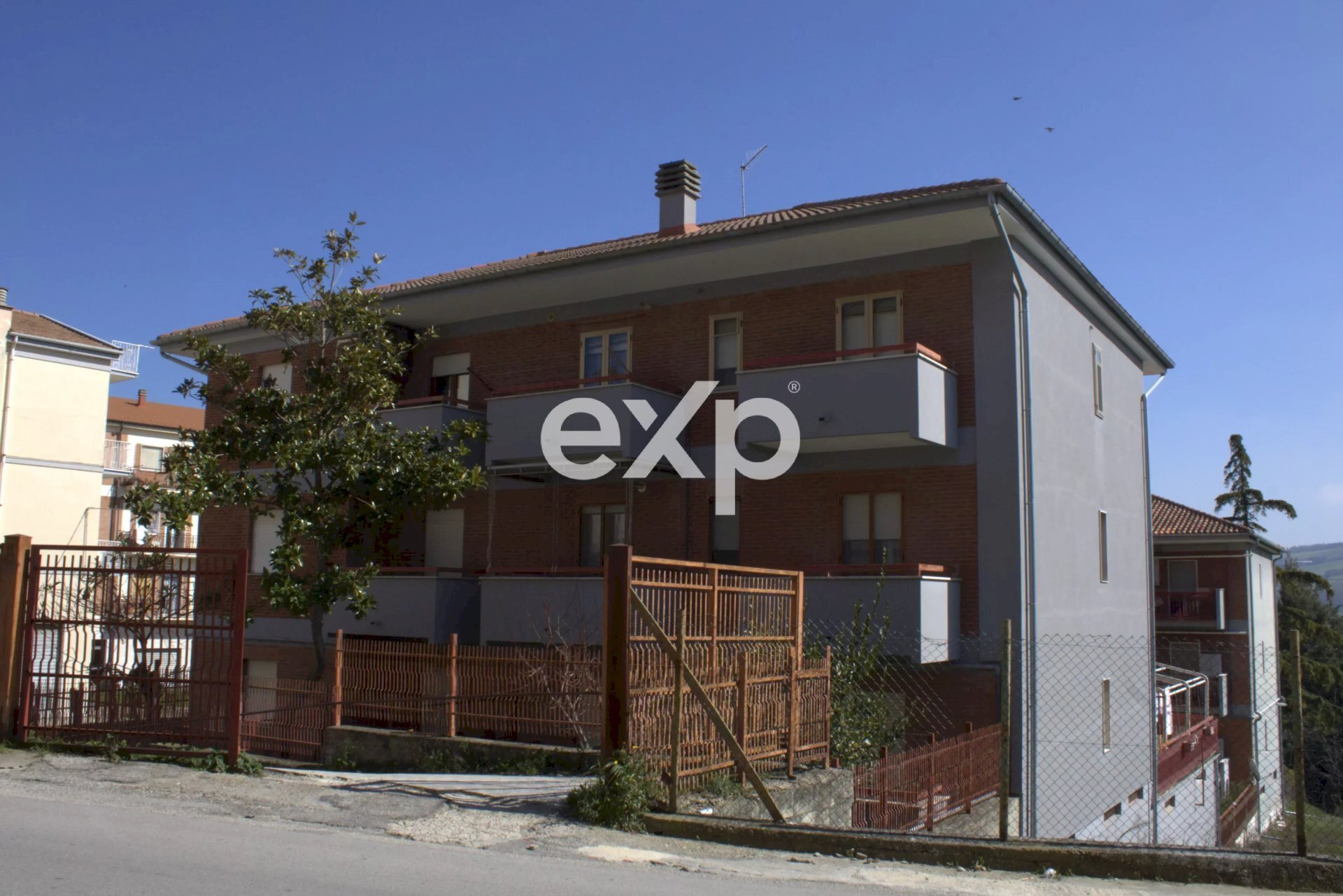 Two-room apartment Bovino - photo 1