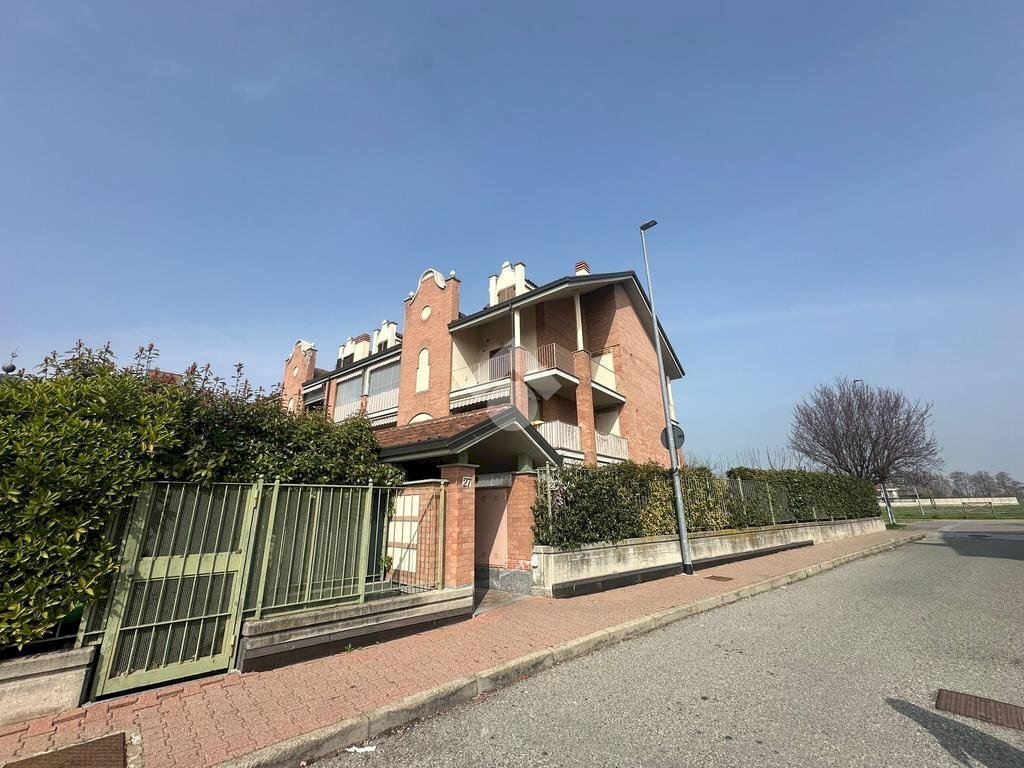 Bilocale Via Santi Cosma e Damiano, Borgaro Torinese - foto 2