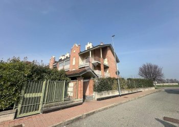 Bilocale Via Santi Cosma e Damiano, Borgaro Torinese - foto 2