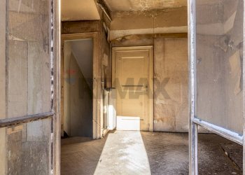 Portion of a house Piazza Giovanni Battista Cossato, 7 
 Centro, Biella - photo 35