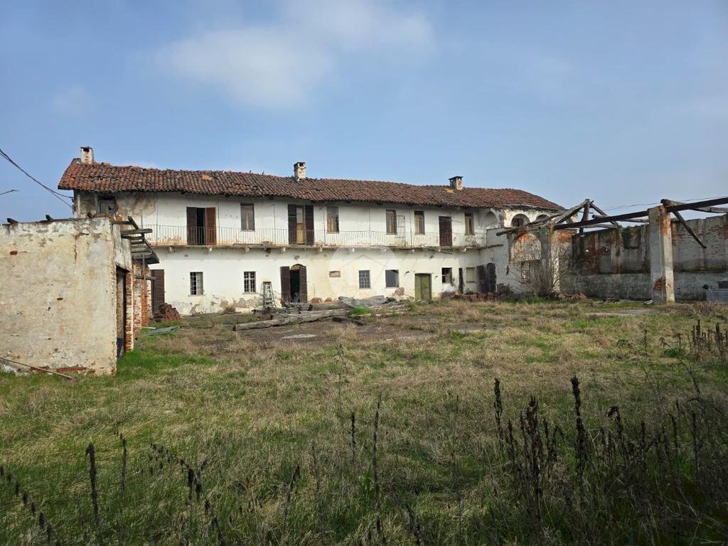 Independent house Via Biagio Frola, Montanaro - photo 2