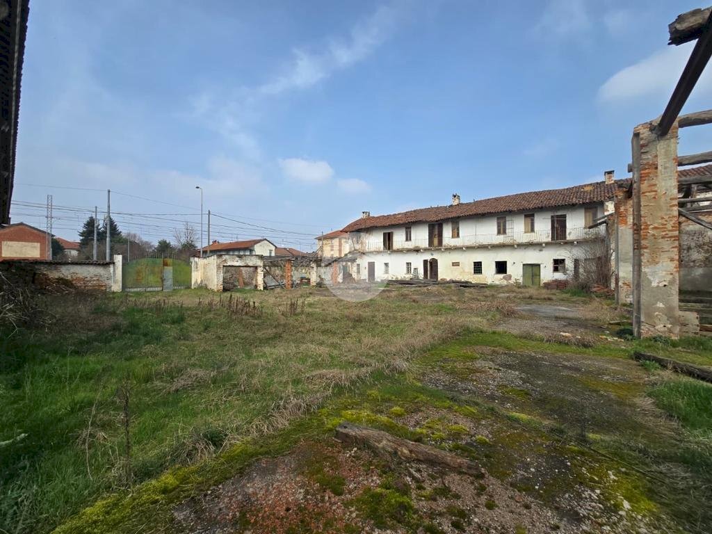 Independent house Via Biagio Frola, Montanaro - photo 3