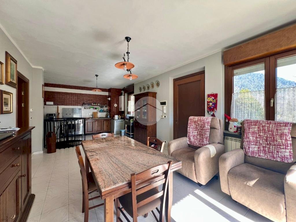 Three-room apartment Frazione Fubina, Viù - photo 3