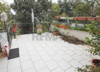 Trilocale Via Alberico Lanfranco, 50 
 Borgoratti, Genova (zona Borgoratti) - foto 33