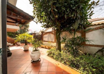 Villa via Tagliaferro, 86 
 Tagliaferro, Moncalieri - foto 10