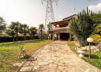 Villa via Tagliaferro, 86 
 Tagliaferro, Moncalieri - foto 23