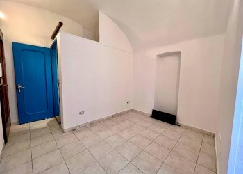 One-room apartment Via Debenedetti, Sanremo - photo 7