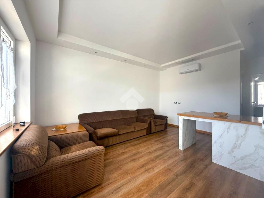 Casa semi indipendente Piazza Monsignore Antonio Torasso, Verolengo - foto 1