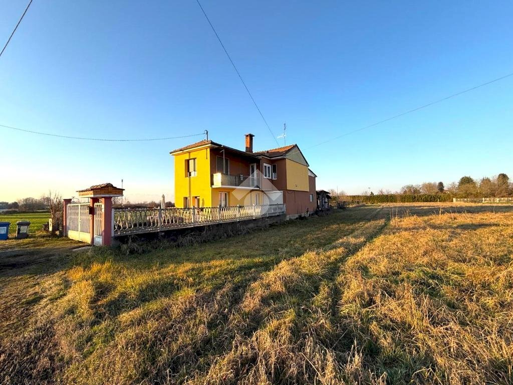 Independent house Corso Industria, Monteu da Po - photo 2