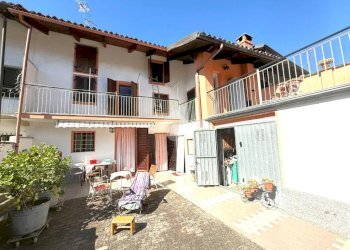 Semi-detached house Via Papa Giovanni, Lauriano - photo 1