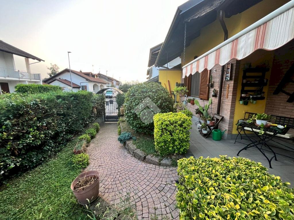 Terraced Villa Via S. Grato, Verolengo - photo 1