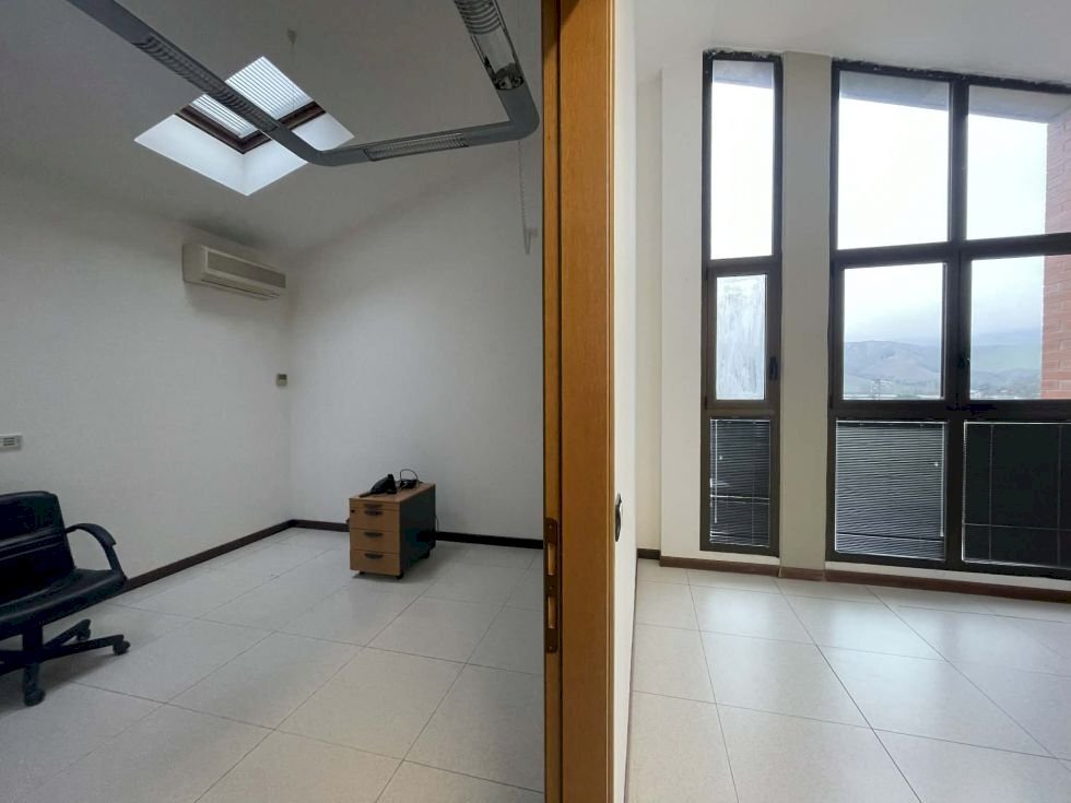 Locale Commerciale Casalfiumanese - foto 1