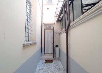 One-room apartment Vicolo Bolognetti, 26, Bologna (neighborhood Centro Storico) - photo 1