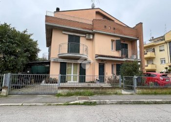 Villa a Schiera Via Acquario, Cesenatico - foto 1