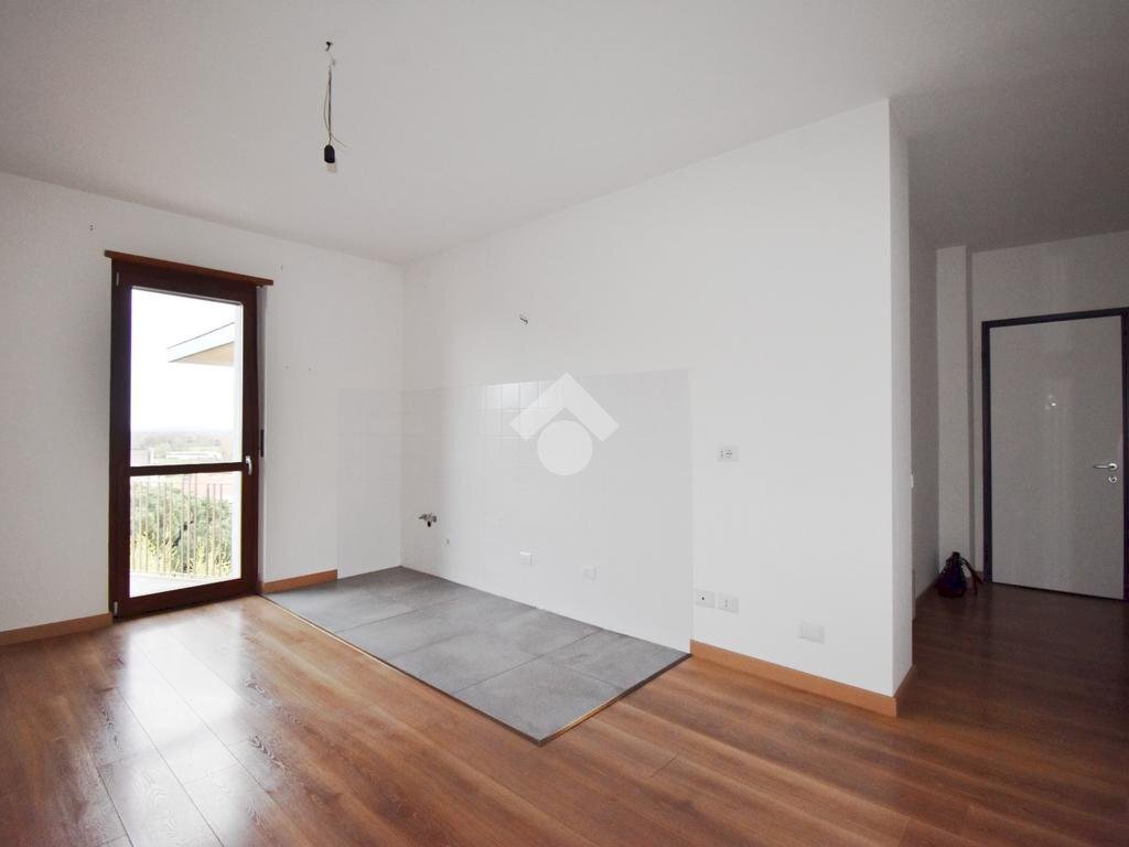 Appartamento Via Alcide de Gasperi, Ivrea - foto 1