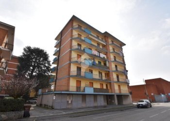 Appartamento Via Alcide de Gasperi, Ivrea - foto 6