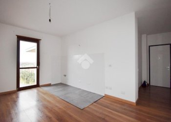 Appartamento Via Alcide de Gasperi, Ivrea - foto 1