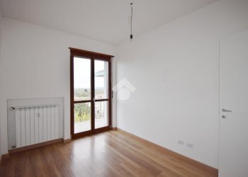 Appartamento Via Alcide de Gasperi, Ivrea - foto 8