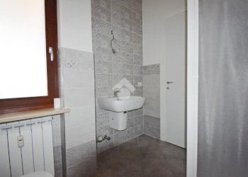 Appartamento Via Alcide de Gasperi, Ivrea - foto 11