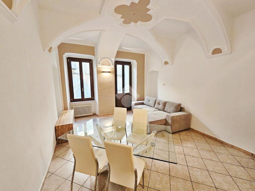 Two-room apartment Via Castellazzo, Ivrea - photo 1