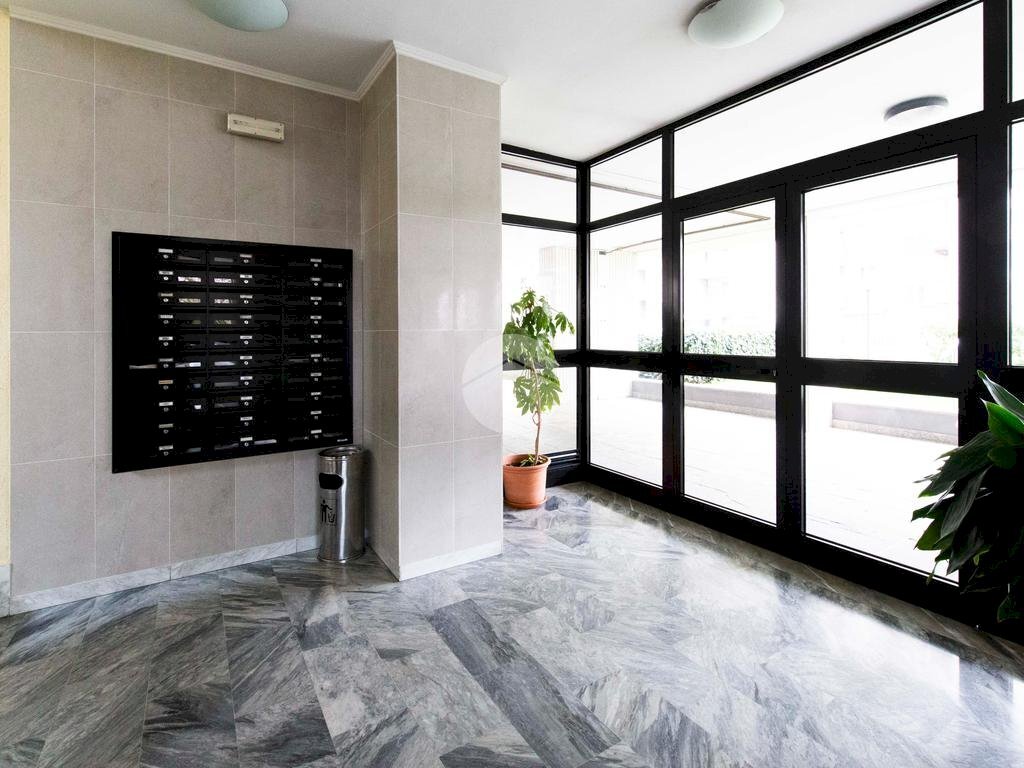 Three-room apartment Via Marche, Pieve Emanuele - photo 2