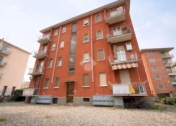 Three-room apartment Via Q. Ballara, Cameri - photo 20