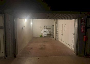 Box Via Acquarone, Genova (zona Castelletto) - foto 2