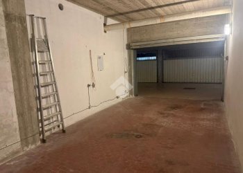 Box Via Acquarone, Genova (zona Castelletto) - foto 4