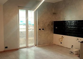 Trilocale via rexello 18, Genova (zona Pegli) - foto 1