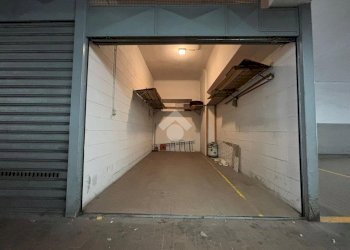 Box Milano, Milano (neighborhood Centrale) - photo 2