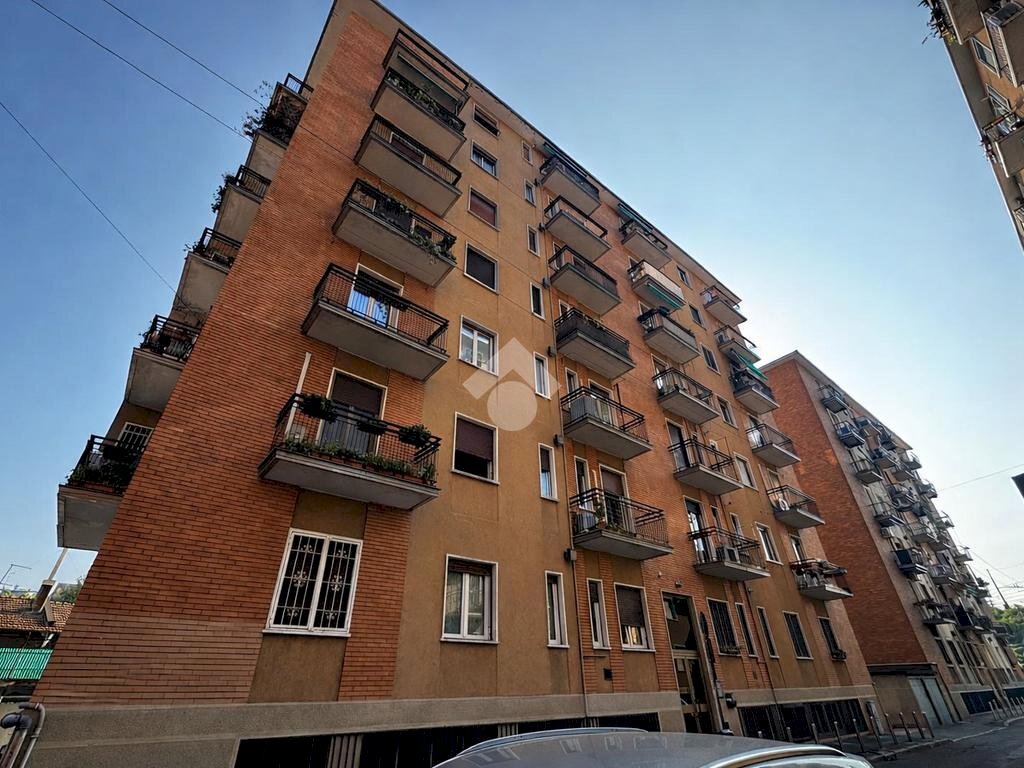 Three-room apartment Via Monte Lungo, Milano (neighborhood Turro) - photo 1