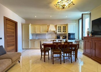 Trilocale Via Legnone, Milano (zona Maciachini) - foto 1