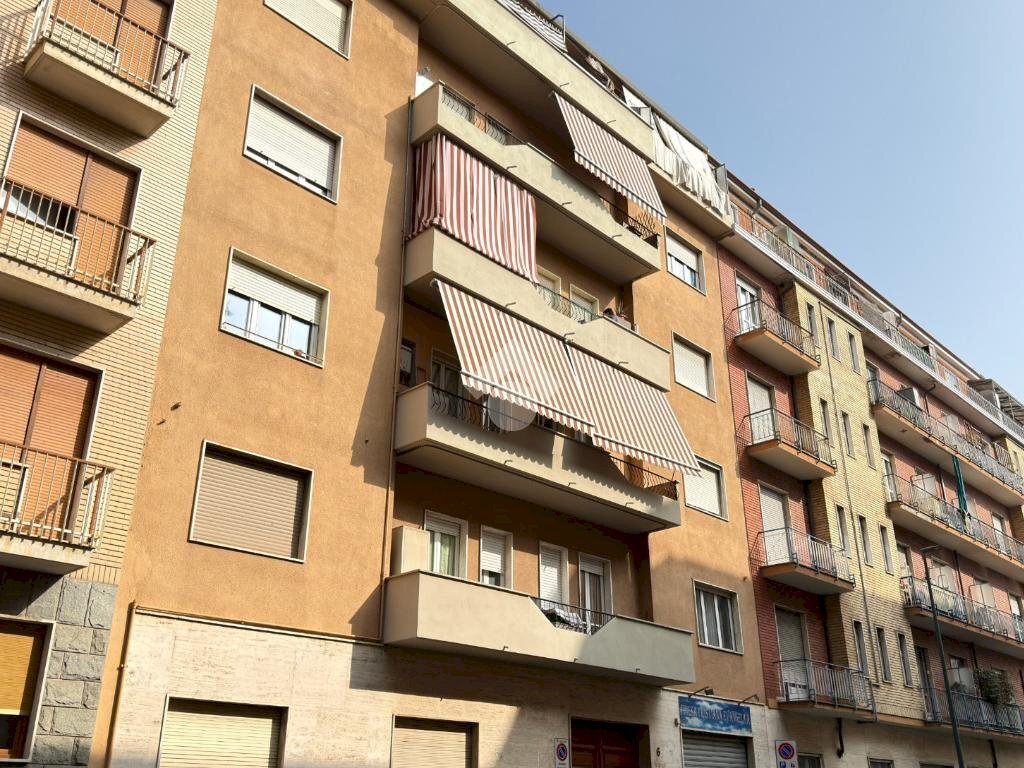 Two-room apartment Via Viverone, Torino (neighborhood Parella) - photo 1