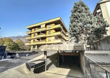 Box Corso Saint, Aosta - foto 2