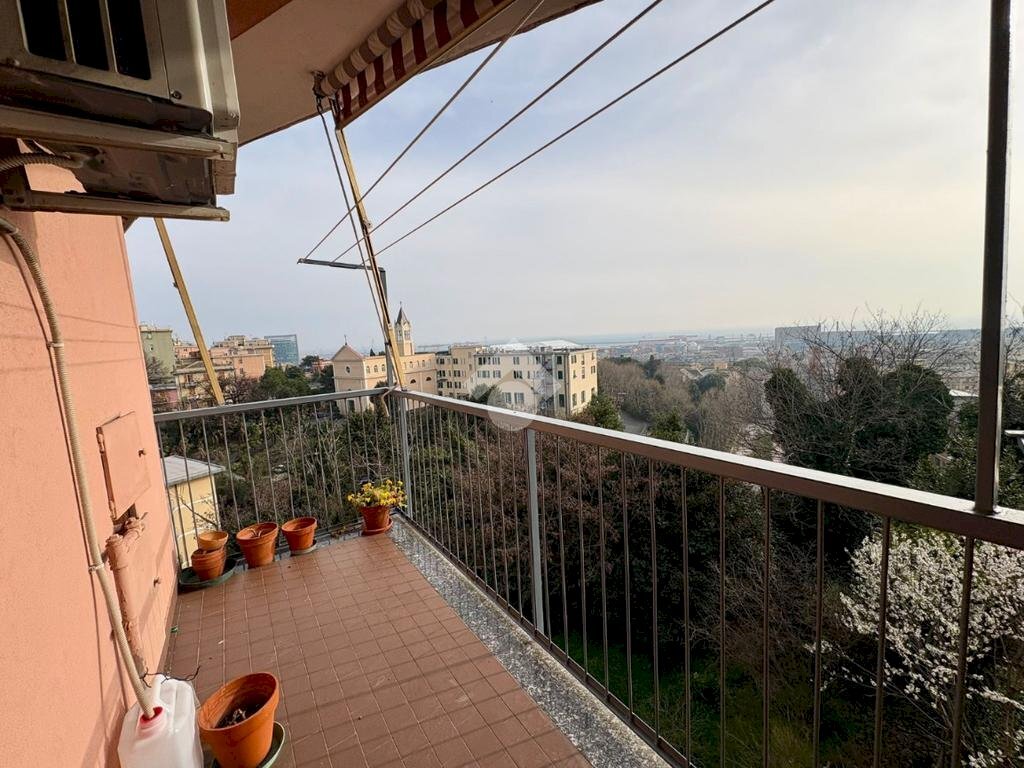 Bilocale Via Guido Agosti, Genova (zona Cornigliano) - foto 1