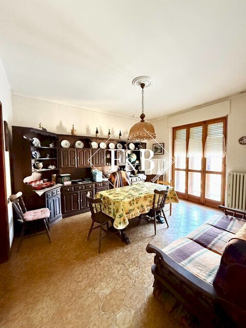 Three-room apartment Castino, Castino - photo 3