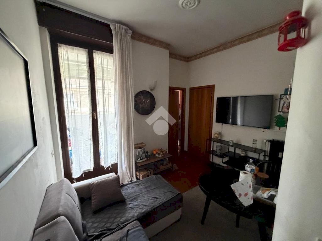 Bilocale Via Edmondo de Amicis, Novara - foto 1