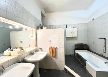 Appartamento Corso Andrea Podesta', Genova (zona Carignano) - foto 30