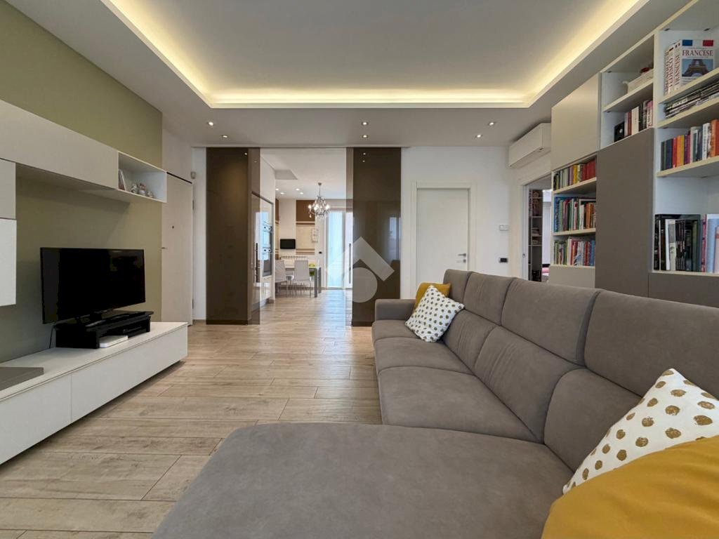 Three-room apartment Via Michelangelo Buonarroti, Bussero - photo 3