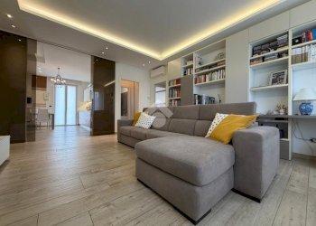 Trilocale Via Michelangelo Buonarroti, Bussero - foto 1