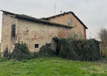 Villa Modena (neighborhood Circoscrizione 1) - photo 2