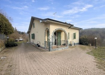 Casa indipendente Regione Vallerana, Alice Bel Colle - foto 1