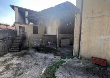 IMG-20251001-WA0001.jpg - Rustico Via Indipendenza 19, Puegnago sul Garda - foto 1