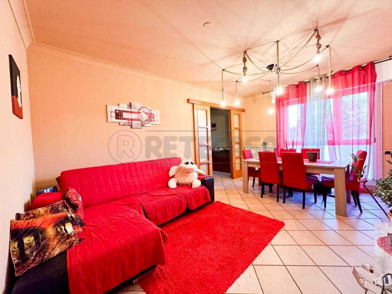 WhatsApp Image 2025-04-10 at 11.49.20 (1).jpeg - Appartamento Via Papa Giovanni XXIII, Desenzano del Garda - foto 1