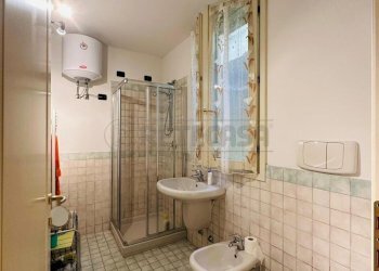 Bagno taverna - Appartamento Via del torchio, Manerba del Garda - foto 28