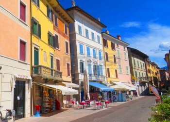 dettaglio piazza su porticciolo - Appartamento via don primo adami, Gargnano - foto 14