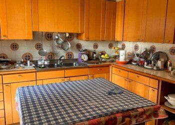 97b2dd9d-f780-4998-82d4-54cbcf297f67.jpg - Casa semi indipendente Via Provinciale 114, Castelnuovo Magra - foto 3