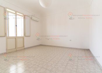 RIC00470.jpg - Trilocale Siracusa - foto 8