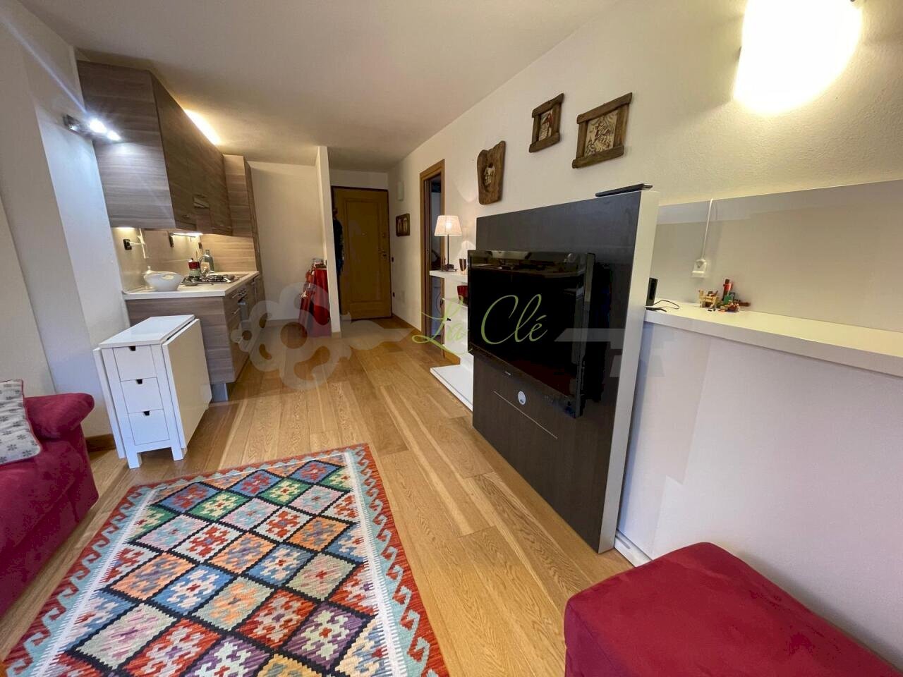 AFFITTO VERRAND - SOGGIORNO CON ZONA PRANZO E CUCI - Two-room apartment Route de Verrand, Prè-Saint-Didier - photo 3